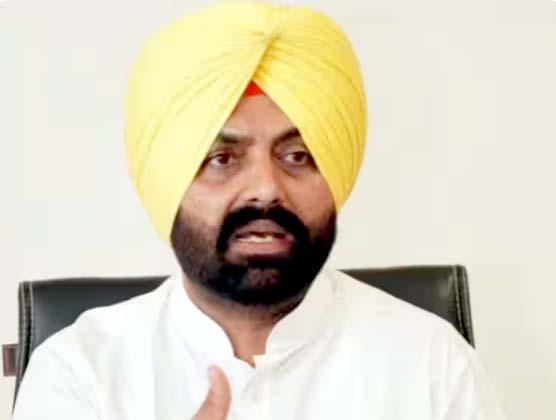 पंजाब पंचायत विभाग में 121 करोड़ रुपये के घोटाले का खुलासा, 6 सरपंचों सहित एक दर्जन अफसरों के खिलाफ तुरंत आरोप पत्र दाखिल करने का निर्देश
