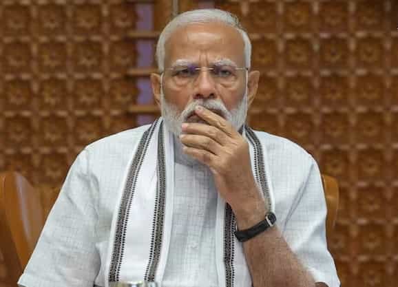 अपनी मां को याद करके भावुक हुए पीएम मोदी, कहा- देश की माताओं बहनों ने उनकी कमी महसूस नहीं होने दी