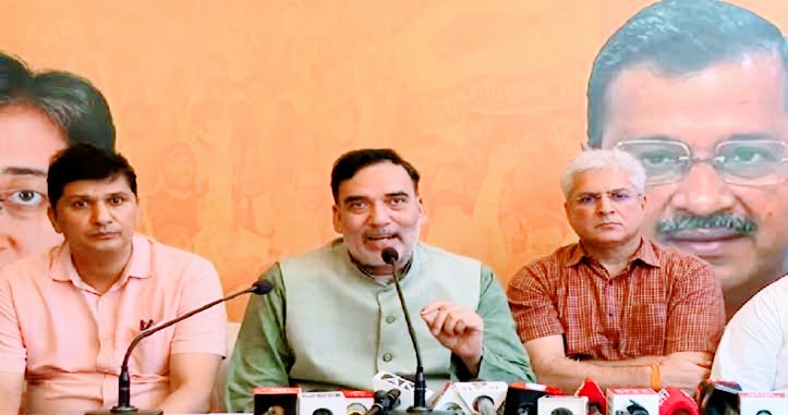 दिल्ली में जारी जल संकट के बीच दिल्ली सरकार के मंत्रियों ने प्रधानमंत्री नरेंद्र मोदी को पत्र लिखा