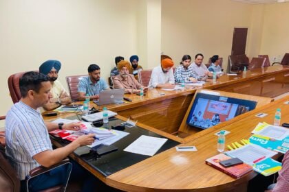 SGPC चुनावों और हाईवे परियोजनाओं पर चर्चा: पंजाब के मुख्य सचिव अनुराग वर्मा ने की अहम बैठक”