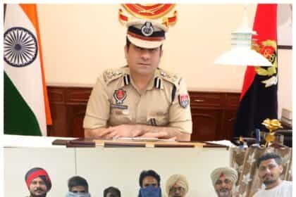 जालंधर में खतरनाक गिरोह का भंडाफोड़: पुलिस ने डकैती और छीनाझपटी के मामलों में बरामद किया ओप्पो मोबाइल, नकदी और चाकू”