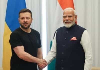 प्रधानमंत्री मोदी की ऐतिहासिक यूक्रेन यात्रा: कीव में राष्ट्रपति ज़ेलेंस्की से होगी महत्वपूर्ण वार्ता**