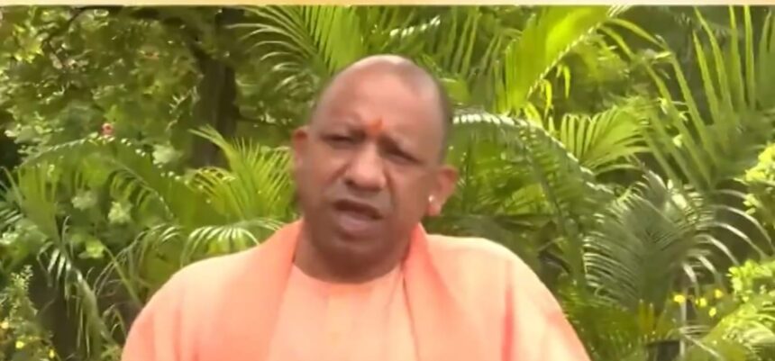 योगी आदित्यनाथ का कांग्रेस पर तीखा हमला: नेशनल कांफ्रेस के साथ गठबंधन को बताया देश विरोधी”