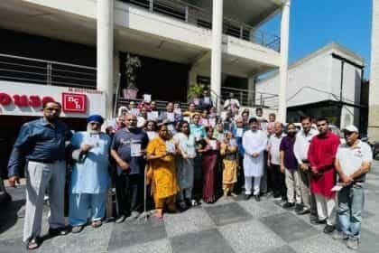 बुजुर्गों व विधवाओं को बड़ी राहत: विधायक रमन अरोड़ा ने लाभपात्रियों को बांटे पेंशन मंजूरी पत्र