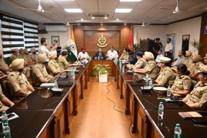 नागरिक-केंद्रित पुलिसिंग में सुधार के लिए पंजाब पुलिस का बड़ा कदम: आंतरिक पुलिस सुधार पायलट प्रोजेक्ट की समीक्षा”