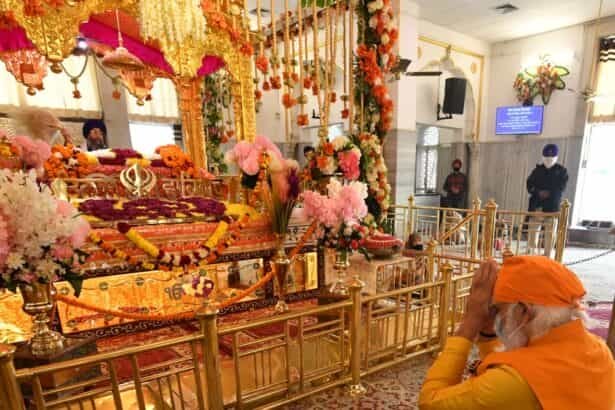 प्रधानमंत्री मोदी ने श्री गुरु ग्रंथ साहिब के प्रकाश पर्व पर दी शुभकामनाएं, सेवा और सद्भावना का संदेश किया साझा