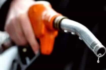 देशभर में घट सकती हैं पेट्रोल-डीजल की कीमतें, 2-3 रुपए प्रति लीटर की कटौती की गुंजाइश