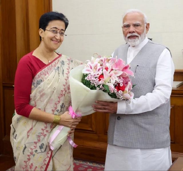 प्रधानमंत्री नरेंद्र मोदी से मिलीं दिल्ली की मुख्यमंत्री आतिशी, सीएम बनने के बाद पहली मुलाकात
