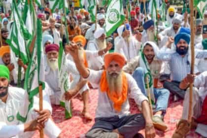 किसानों ने किया चक्का जाम का ऐलान: 4 जगहों पर सड़क पर उतरेंगे; पराली जलाने पर जुर्माने का विराेध तेज