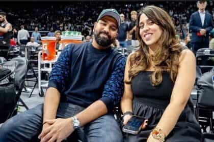 रोहित शर्मा पत्नी रितिका के साथ अबु धाबी में NBA का उठा रहे लुत्फ
