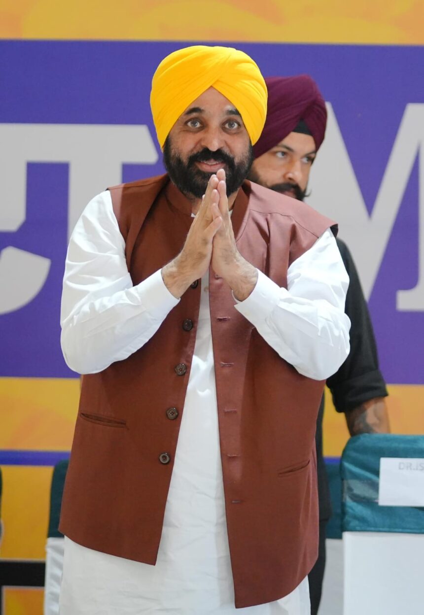 भगवान विश्वकर्मा के प्रकाश उत्सव पर CM भगवंत मान ने दी पंजाबवासियों को बधाई, श्रमिकों और कारीगरों से किया समर्पित योगदान का आह्वान”