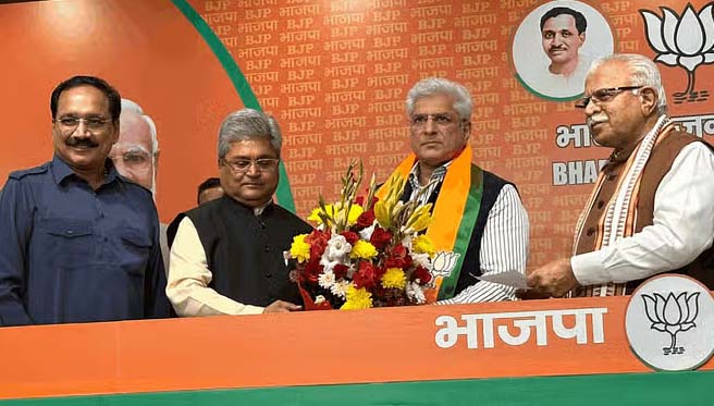 आप छोड़ने के बाद भाजपा में शामिल हुए कैलाश गहलोत