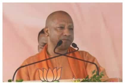 बुलडोजर बाबा का अनोखा स्वागत: हजारीबाग में एक दर्जन बुलडोजरों से सजी कार्यक्रम की शोभा”