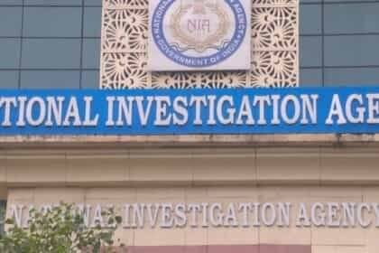 केंद्रीय जांच ब्यूरो (सीबीआई) और राष्ट्रीय जांच एजेंसी (एनआईए) ने इंटरपोल के साथ मिलकर प्रतिबंधित लश्कर-ए-तैयबा से जुड़े आतंकवादी सलमान रहमान खान को रवांडा से प्रत्यर्पित करने में सफलता प्राप्त की है।