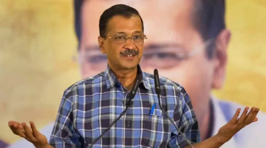 केजरीवाल ने एक और सियासी दांव खेला : पहले बुजुर्गों को पेंशन…अब महिलाओं के लिए किया ऐलान