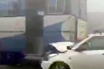 धुंध का कहर शुरू : आपस में टकराई ट्रक-बस और कार, स्कूल बस भी हादसे का शिकार