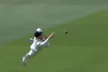 हवा में कमाल…धमाल…बेमिसाल: ग्लेन फिलिप्स ने बाज की तरह गोता लगाकर एक हाथ से लपका कैच