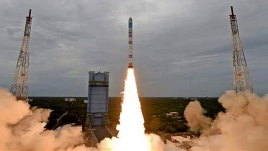 ISRO: सीई20 क्रायोजेनिक इंजन हॉट टेस्ट कर इसरो ने रचा इतिहास