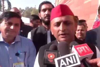 संविधान को बचाना हर नागरिक की जिम्मेदारी: लोकसभा में बोले अखिलेश यादव”