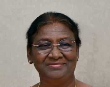 राष्ट्रपति द्रौपदी मुर्मु आज संगम में लगाएंगी डुबकी