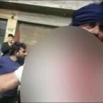 जालंधर: मकसूदा मंडी के अंदर करीब एक दर्जन से ज्यादा जुआरियों ने दो लोगों को बुरी तरह से पीट-पीटकर किया लहूलुहान