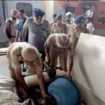 DCP डोगरा ने 150 से ज्यादा पुलिसकर्मियों के साथ जालंधर रेलवे स्टेशन को खंगाला, DCP डोगरा बोले-रोजाना की चेकिंग थी