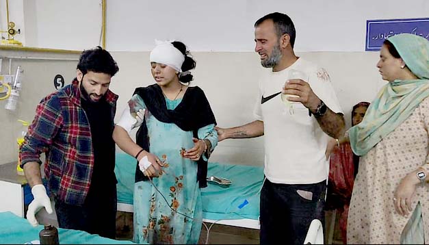 पाकिस्तानी सेना ने रातभर भारी की गोलीबारी: पुंछ में छह की मौत, 20 से ज्यादा घायल