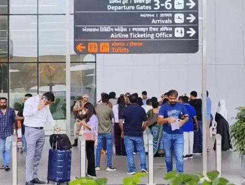 एक के बाद एक एअर इंडिया की उड़ानें रद्द : यहां देखिए पूरी लिस्ट