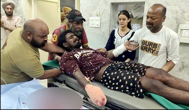 मंडी गोबिंदगढ़ में निहंग ने काटा युवक का हाथ: घायल की हालत नाजुक, आरोपी फरार