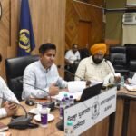 डिप्टी कमिश्नर ने प्लाट मालिकों को 10 जुलाई तक खाली प्लाटों से कूड़ा-कचरा हटाने के दिए निर्देश