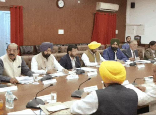 पंजाब सरकार ने पंजाब शॉप एंड कॉमर्शियल एक्ट में किया संशोधन : दुकानदारों को इंस्पेक्टर राज से मिलेगी मुक्ति