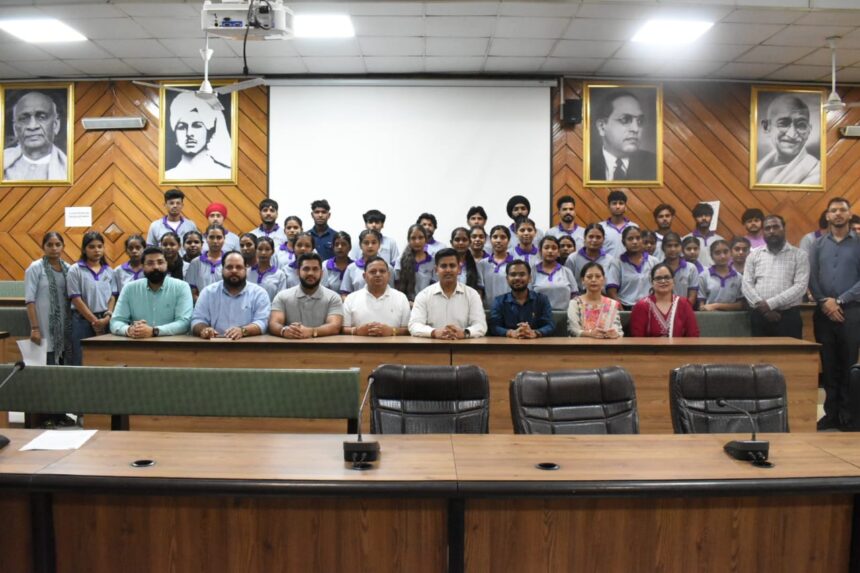 75 युवाओं को मिली नौकरी, डिप्टी कमिश्नर ने बढ़ाया हौसला – कौशल प्रशिक्षण से संवरेगा भविष्य