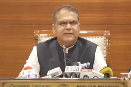 पंजाब सरकार ने राज्य में इंडस्ट्री को बढ़ावा देने के लिए उठाया बड़ा कदम:हर सेक्टर से जुड़ी इंडस्ट्री के लिए बनेगी अलग कमेटी, दो साल होगा कार्यकाल