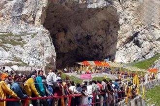 अमरनाथ यात्रा के दौरान बालटाल मार्ग पर एक दुखद घटना घटी: भूस्खलन की चपेट में आने से एक महिला श्रद्धालु की मौत, अमरनाथ यात्रा आज के लिए स्थगित