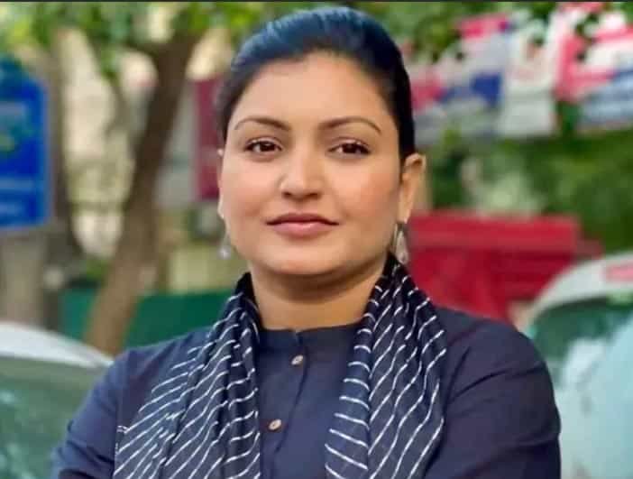 सियासी हलचल: आम आदमी पार्टी की विधायक अनमोल गगन मान ने विधायक पद से दिया इस्तीफा