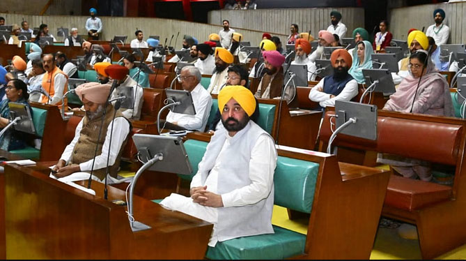 पंजाब सरकार का विधानसभा विशेष सत्र बुलाने की तैयारी : सत्र में बेअदबी के खिलाफ पास हो सकता है कानून