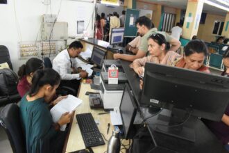 राजस्व विभाग और ड्राइविंग लाइसेंस व आर.सी. से जुड़ी 32 सेवाएँ अब सेवा केंद्रों पर होंगी उपलब्ध*