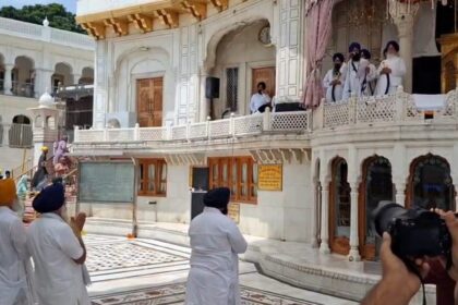 अमृतसर – हरजोत बैंस अकाल तख्त साहिब में पेश होकर अपनी गलती स्वीकार की