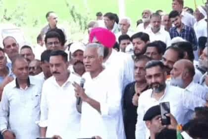 पंजाब भाजपा प्रधान सुनील जाखड़ को फाजिल्का में पुलिस ने रोका : केंद्र सरकार की 8 योजनाओं का कैंप लगाने के लिए जा रहे थे