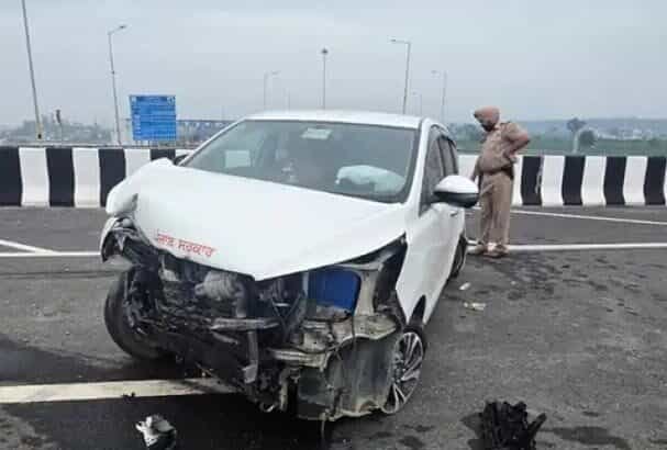 लुधियाना से आप विधायक राजिंद्रपाल कौर छीना की कार डिवाइडर से टकराई, गंभीर घायल