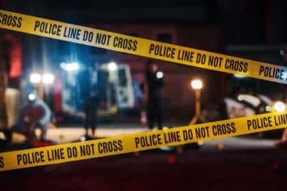 एंटी नारकोटिक्स टास्क फोर्स ने की बड़ी कार्रवाई :  कुख्यात नशा तस्कर सन्नी सिंह के ठिकाने पर छापा  , दोनों तरफ से चली दनादन गोलियां, दो तस्करों को गिरफ्तार किया
