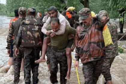 बारिश को देखते हुए पंजाब सरकार ने लिया फैसला : 30 अगस्त तक स्कूलों में छुटि्टयां, 5 जिलों में रेड अलर्ट