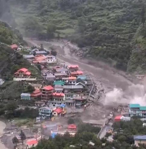 उत्तराखंड के धराली में बादल फटने से खीर गंगा गांव जमींदोज: कुछ ही सेकेंड में पूरा गांव बहा, घर-होटल मलबे में दबे; 4 की मौत, 50 लापता