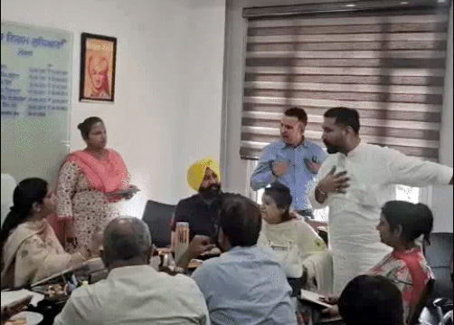 लुधियाना में भाजपा के पार्षदों का विवाद: आम आदमी पार्टी की महिला मेयर से बदतमीजी की, भाजपा पार्षदों पर हुई एफआईआर