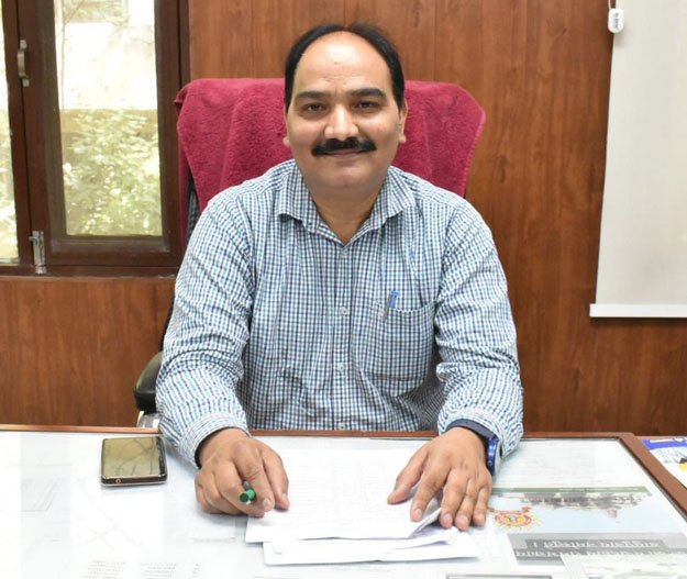 डा. अमरनाथ ने जिला खजाना अधिकारी का कार्यभार संभाला