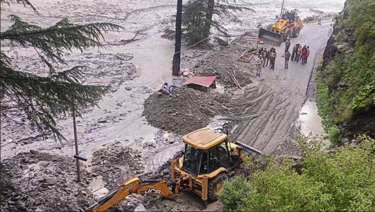 उत्तराखंड में दो दिन में दूसरी बार बादल फटा , 7 लोग लापता : मसूरी में 2500 टूरिस्ट्स फंसे