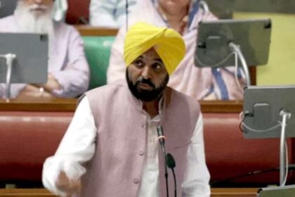15 अक्टूबर से ही बाढ़ प्रभावित लोगों को का मुआवजा देंगे- सीएम भगवंत मान; वित्तमंत्री-नेता विपक्ष भिड़े, बाजवा बोले- एक डिस्टलरी से हर महीने सवा करोड़ लेते हो