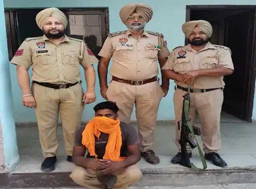 प्रवासियों के बीच हुए खूनी झगड़े ने पूरे इलाके में दहशत का माहौल: पत्नी से छेड़छाड़ पर प्रवासी की हत्या, आरोपी गिरफ्तार