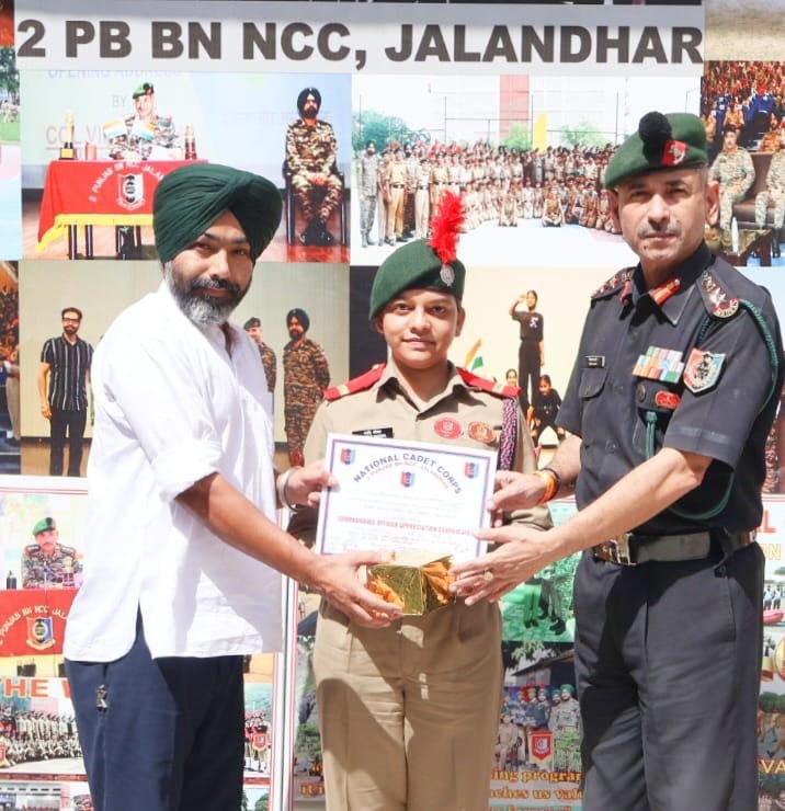 लायलपुर खालसा कॉलेज की छात्रा ने अखिल भारतीय थल सेना शिविर में 2 पंजाब एनसीसी बटालियन का प्रतिनिधित्व किया