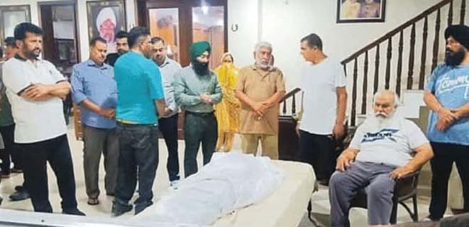 पूर्व सांसद मोहिंदर सिंह केपी के बेटे की सड़क हादसे में मौत : 4 गाड़ियों की आपस में भीषण टक्कर, अस्पताल ले जाते हुए तोड़ा दम